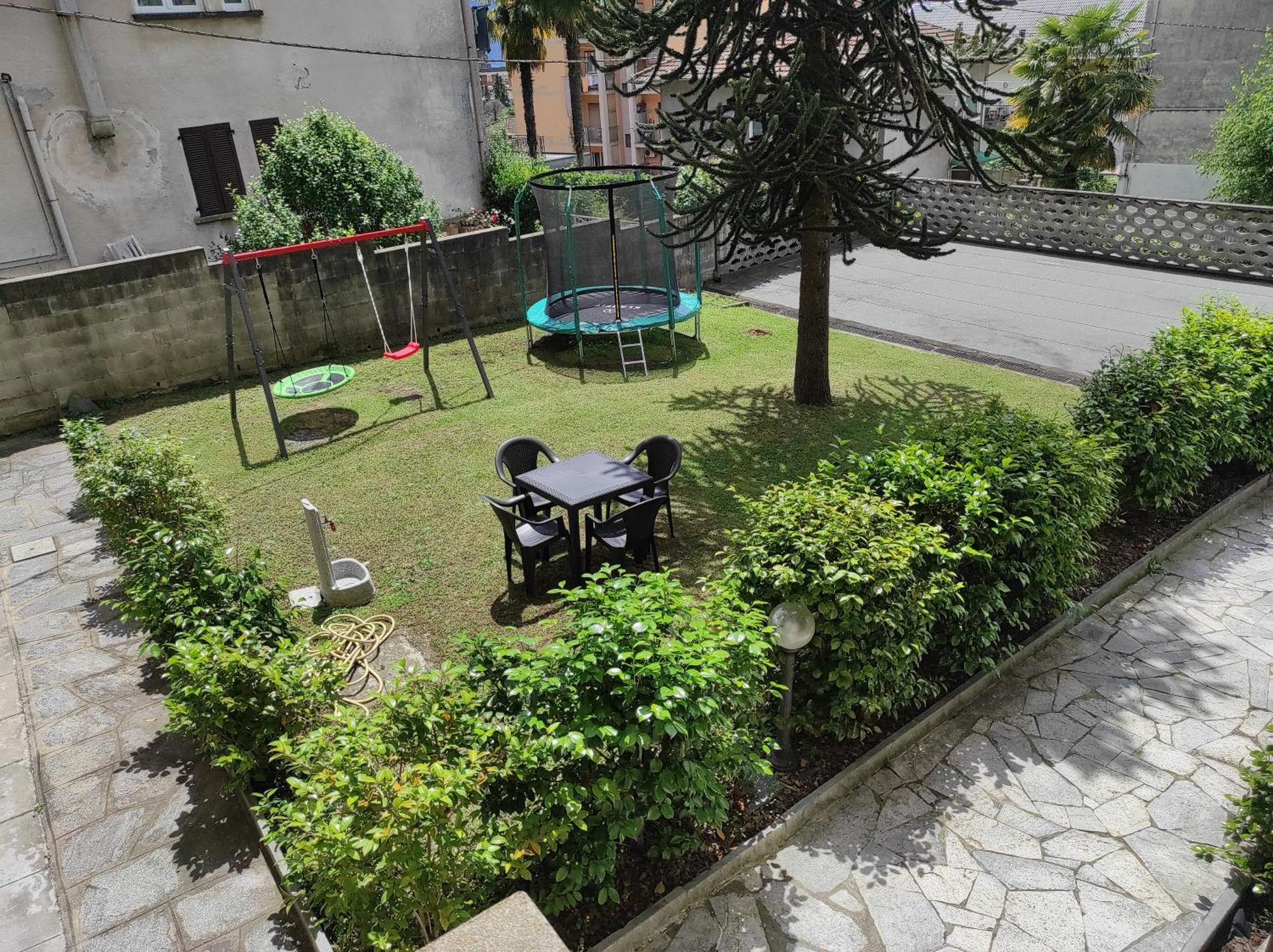 Residenza Gattoni Apartment Оменя Екстериор снимка